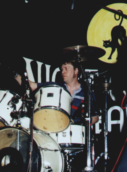 The English Teeth - April 1999